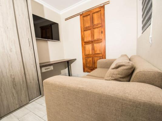 Room image 3