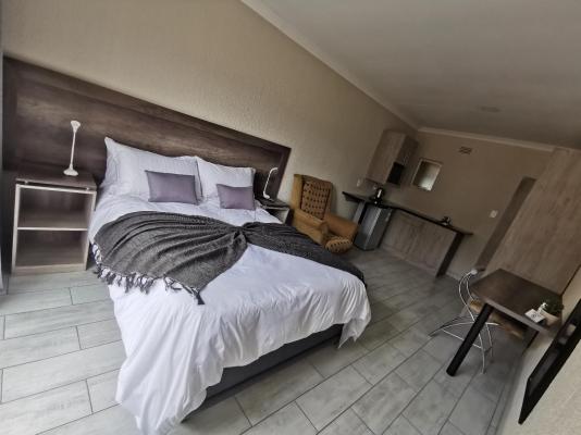 Room image 9