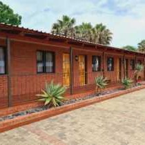 Snips Accommodation - Facade or entrance