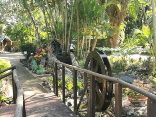 La Rochelle Inn - Garden