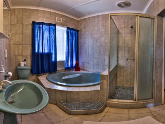 La Rochelle Inn - 268284