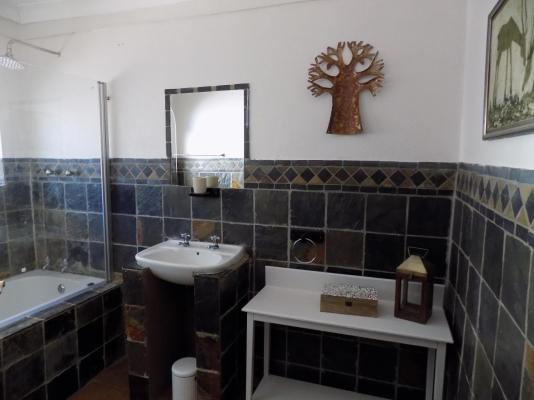 Room image 2