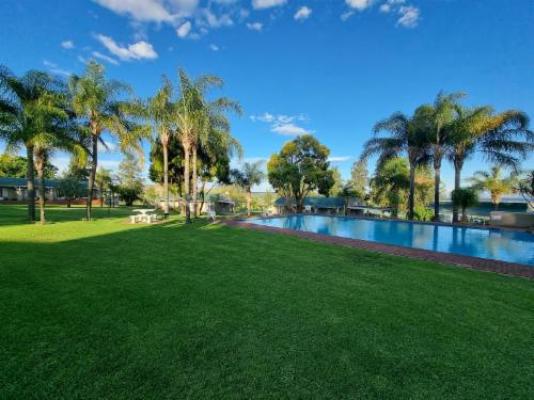 Newcastle Country Lodge - Garden
