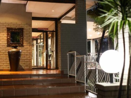 Newcastle Country Lodge - Facade or entrance