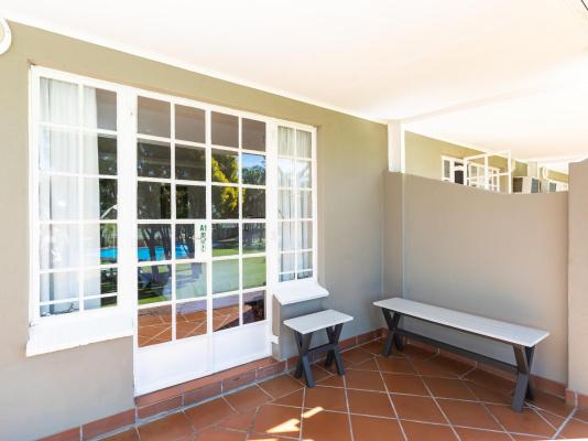 Room image 1