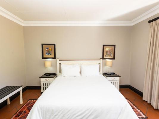 Room image 1
