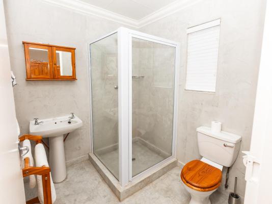 Room image 6
