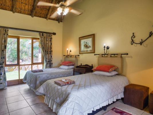 Room image 1