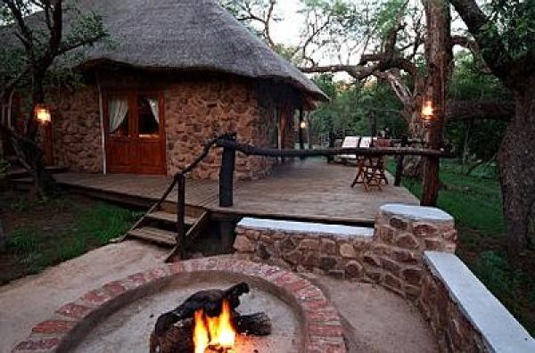 Zenzele River Lodge