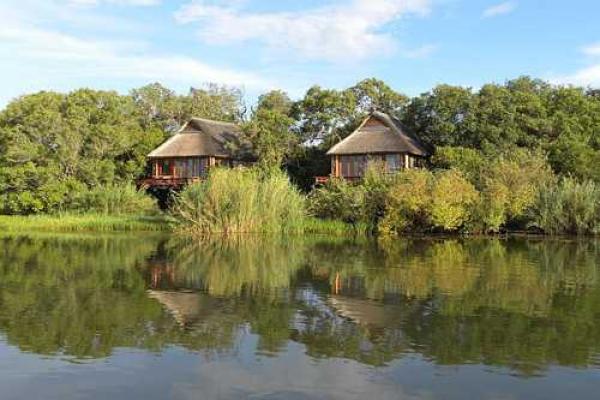 Royal Chundu Zambezi River Lodge