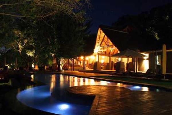 Royal Chundu Zambezi River Lodge