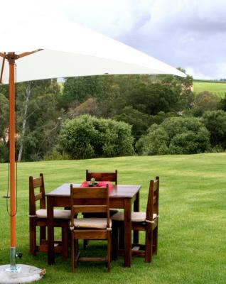 Picnic in the Garden