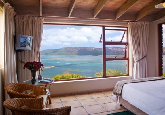 Self-catering Suite with kitchenette and stunning view of Knysna lagoon