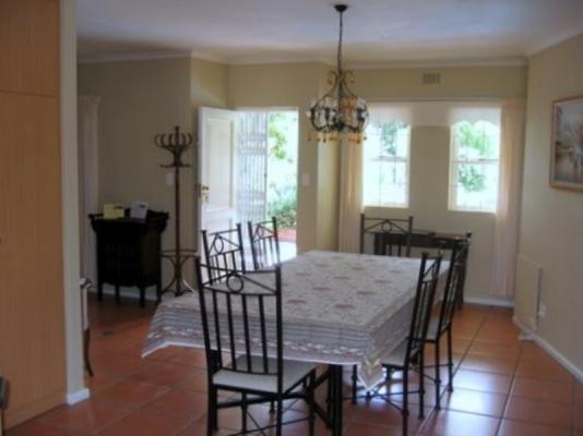 Cottage Dining area