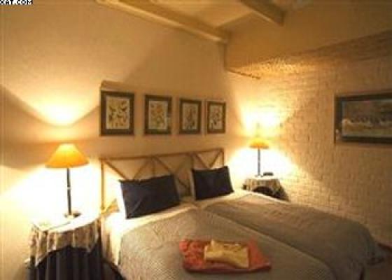Accommodation Near Hottentots Holland Helderberg Hospital