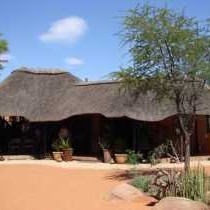 Eningu - The Clay-House Lodge