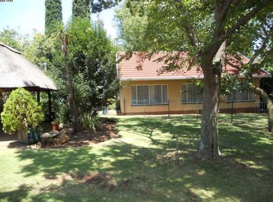 Homestead Lake Cottage