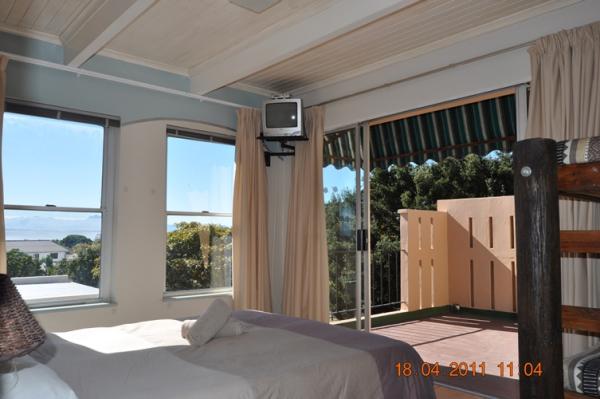 Room image 1