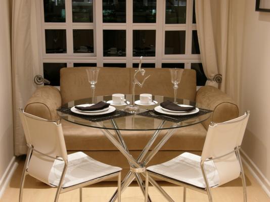Nautilus Suite Dining/sitting area