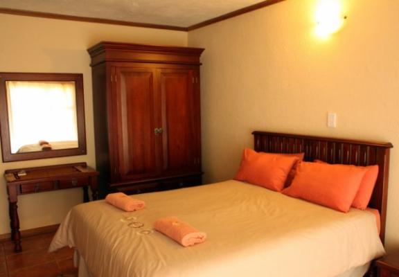 Mtitsi chalet bedroom