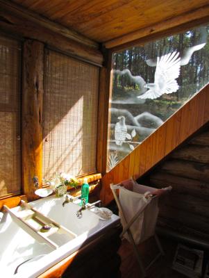 Double Storey Cabin - upstairs bathroom