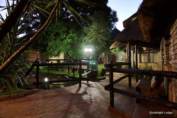 Entrance to Goodnight Guest Lodge