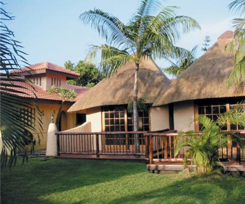 Chalet styled rooms in front garden