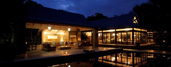 Prana by night
