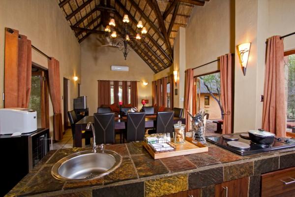 Warthog Rest Private Lodge