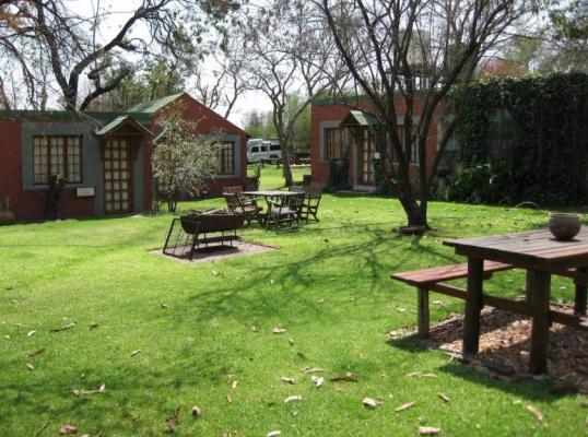 Zeederberg Cottages