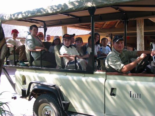 Children at Tau Game Lodge