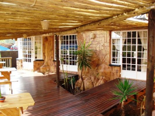 Flintstones Guest House Fourways