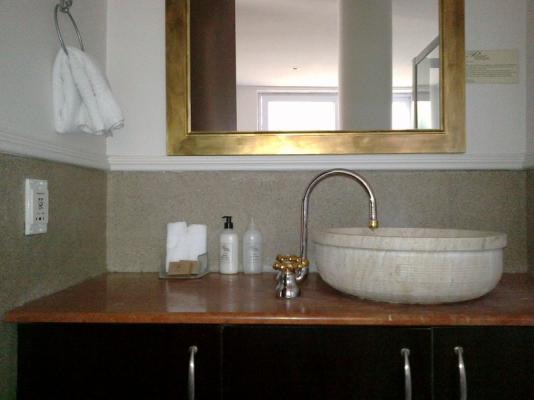 Classic Seaview Room - En-Suite Bathroom