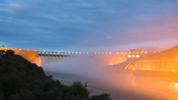 Gariep Dam over flow