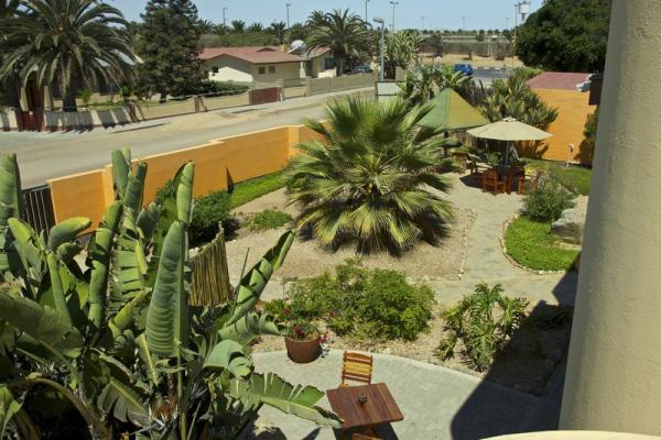Sandcastle Apartments private garden