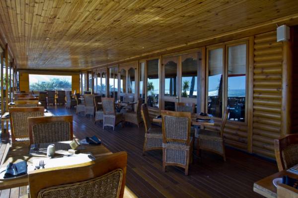 Restaurant deck