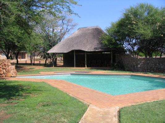 Swimming Pool and Lapa