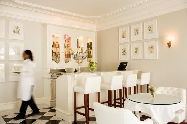 Champagne Room