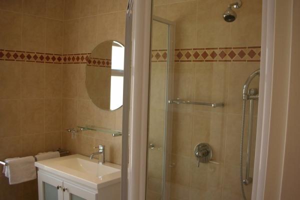 Junior-Suite Pinotage - Bathroom, Shower Cubicle