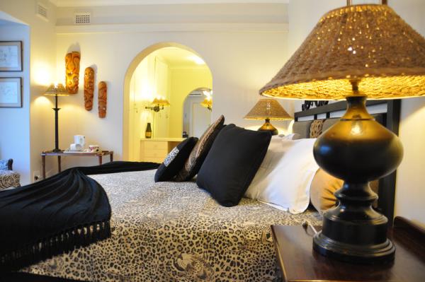 1.  Serengeti Room (Honeymoon Suite)