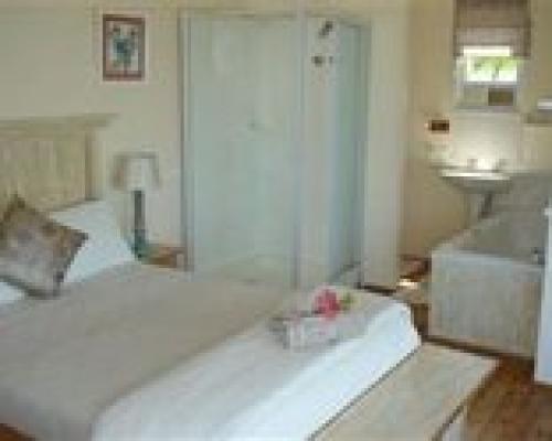 Room image 6