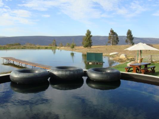Lapa with swimming pool and dam