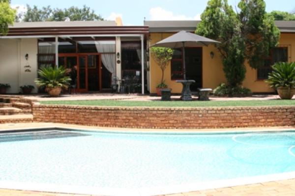 Jubilee Lodge Guest House Northcliff