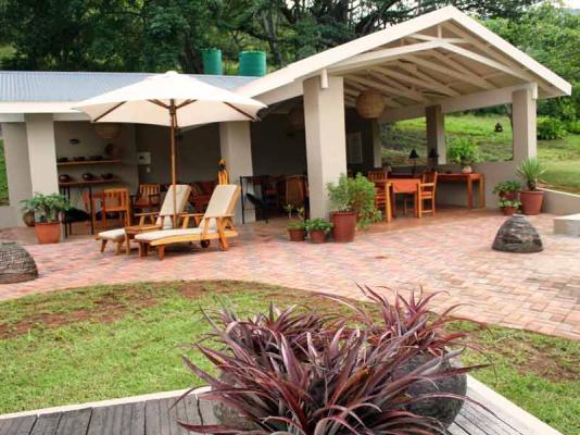 Pool and lapa at Madi a Thavha Mountain Lodge