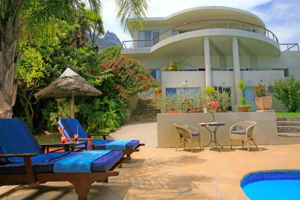 Guest House seen from our pool