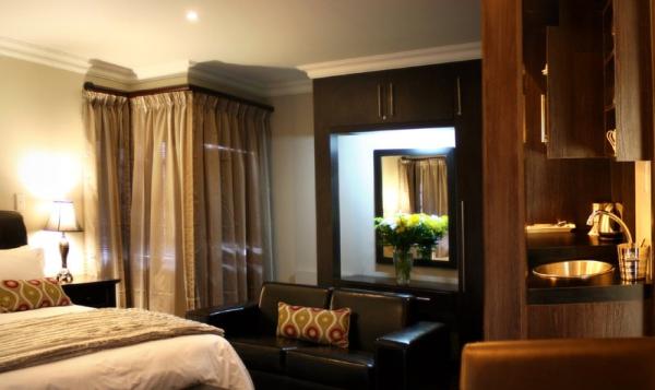 De Lux Family Suite Room 5 