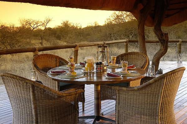 Tuningi Safari Lodge