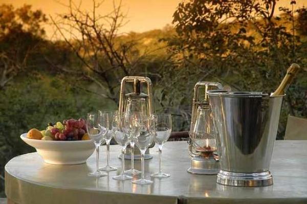 Tuningi Safari Lodge