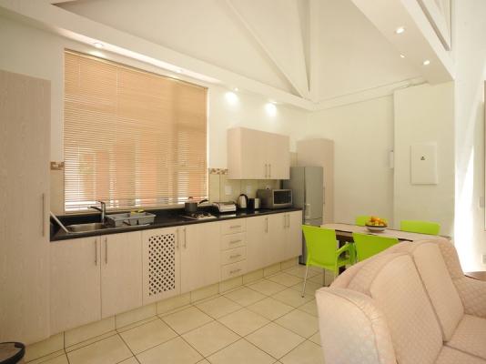 The Garden Suite -open and airy...sleeps 3...74 sq meters