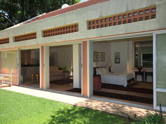 The Garden Suite -open and airy.. sleeps 3....74 sq meters